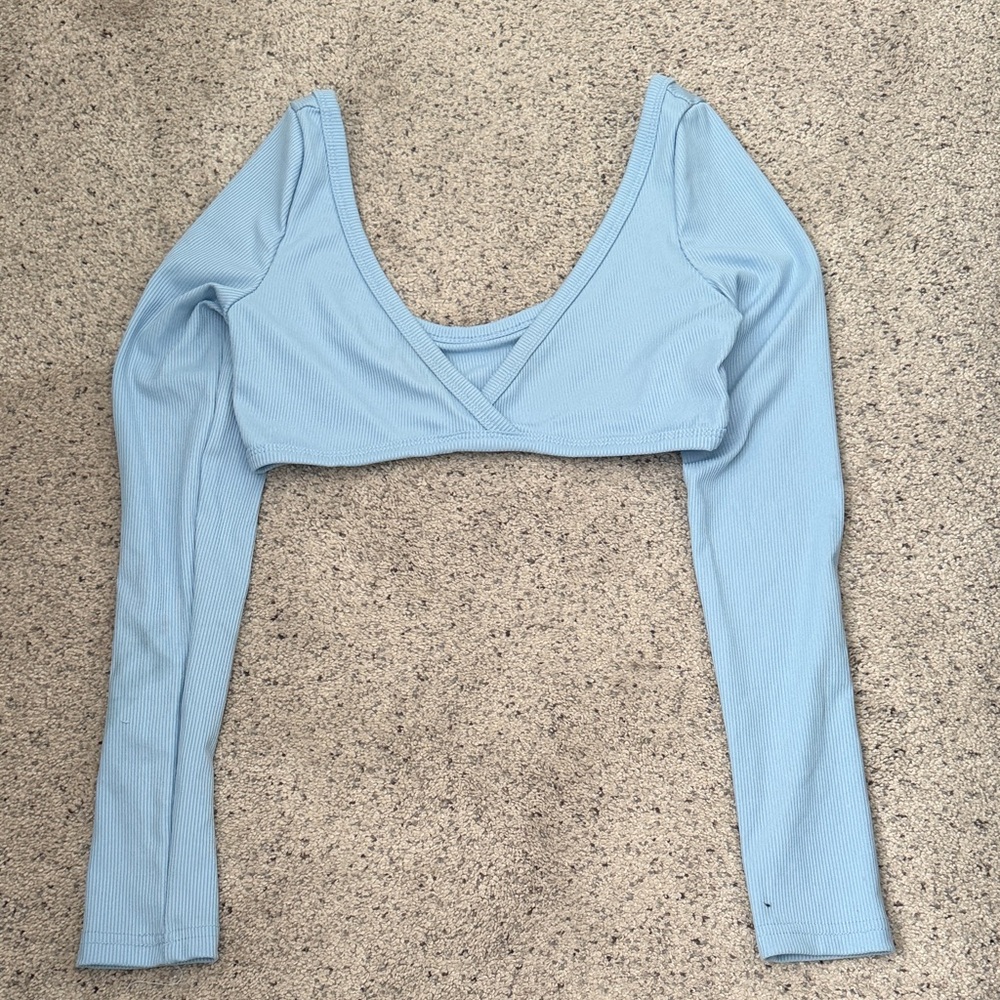 Light Blue Women's Long Sleeve Crop Top